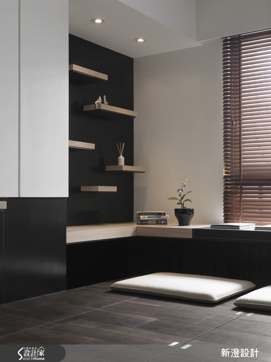 離開紛擾的忙碌生活，回到家中便希望能覓得一方澄淨天